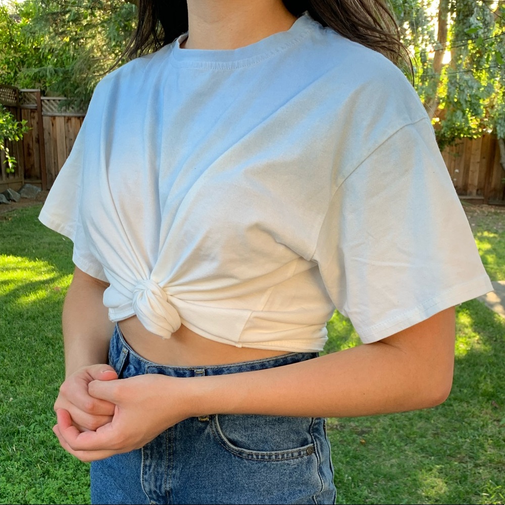 Ombré blue/white tee💙